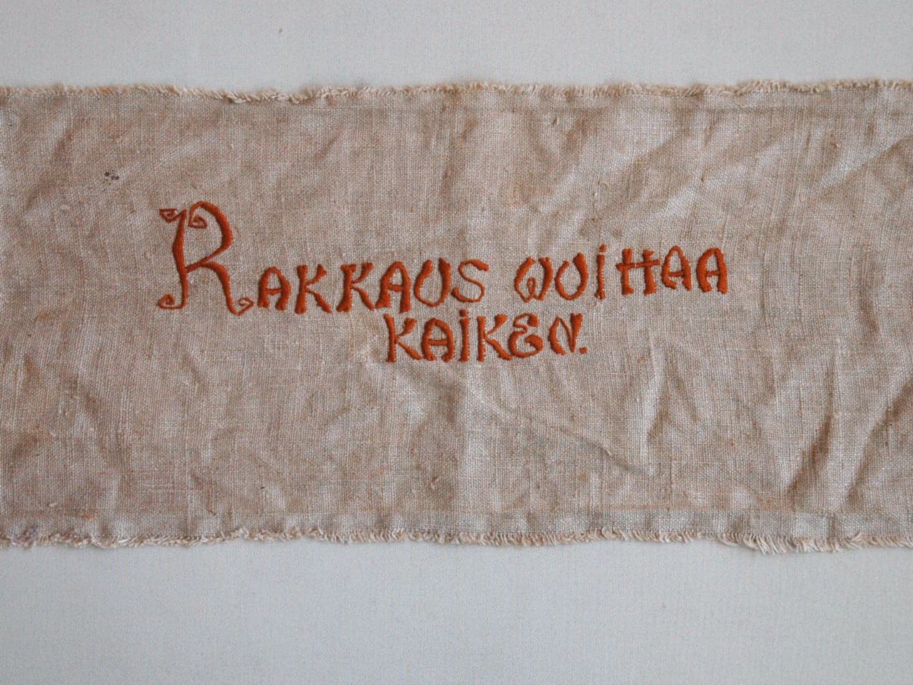 家庭聖訓「愛は全てに打ち勝つ」